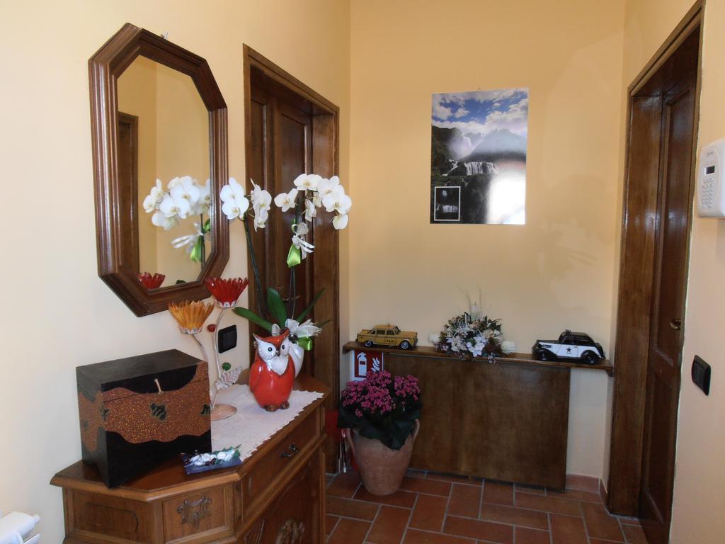La Casa Dei Nonni Hotel Torre Orsina Exterior photo